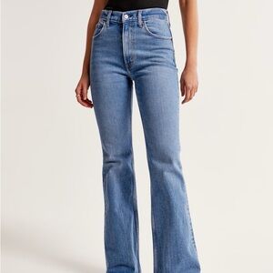 Abercrombie High Rise Vintage Flare Jeans | Medium